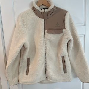 Woods fleece jacket. Size large.